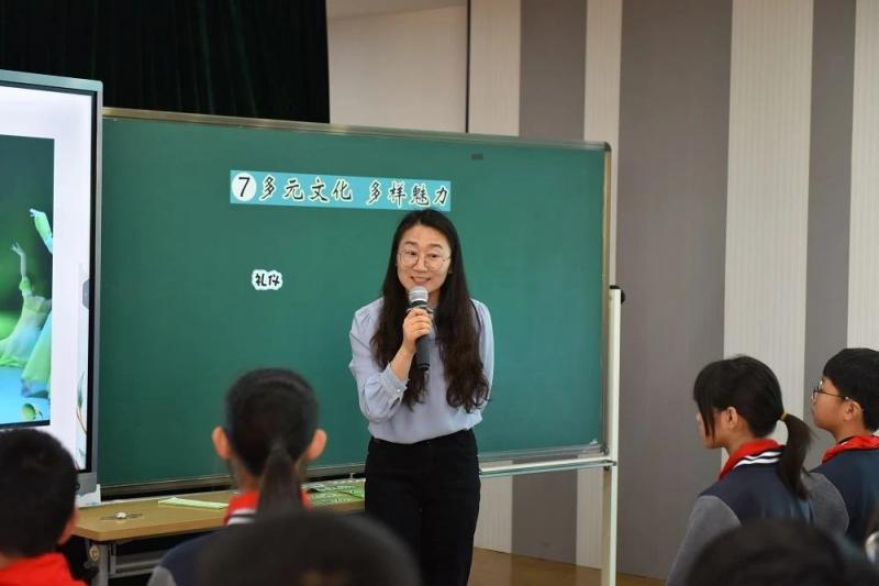 沈娟.jpg 沈娟.jpg